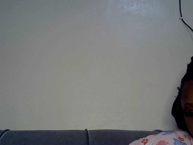 Cayvaal live cam on BongaCams