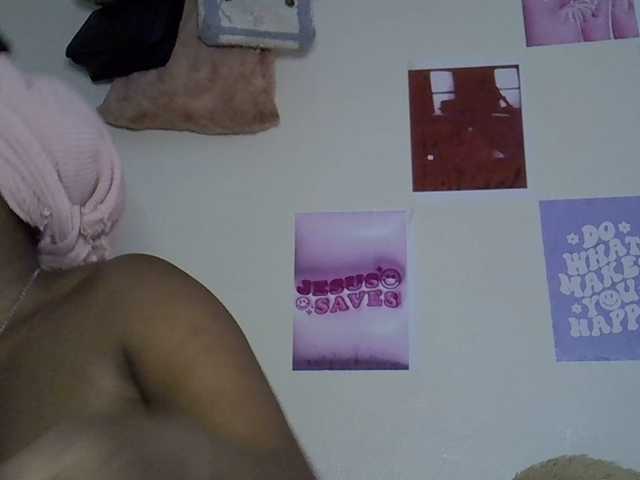 Cayvaal live cam on BongaCams