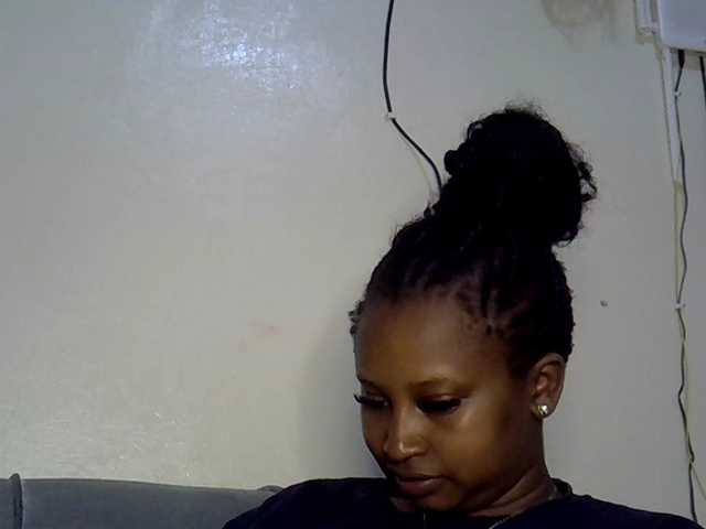 Cayvaal live cam on BongaCams