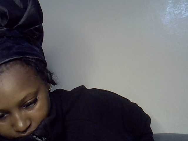 Cayvaal live cam on BongaCams