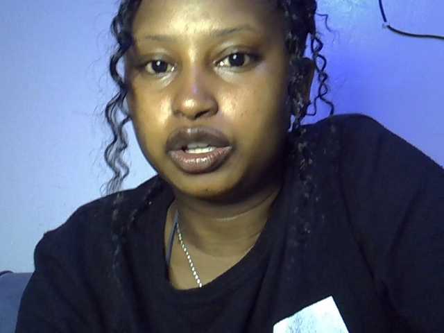 Cayvaal live cam on BongaCams