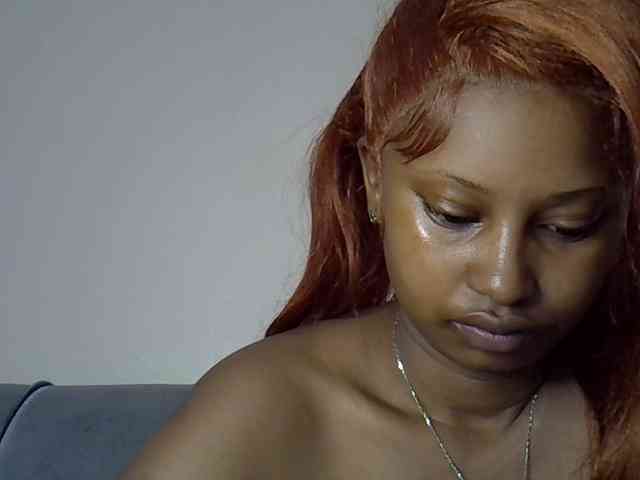 Cayvaal Live Webcam on BongaCams