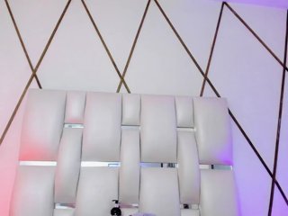 Lilicameron's Live Webcam