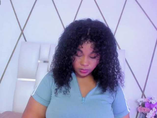Lilicameron live cam on BongaCams