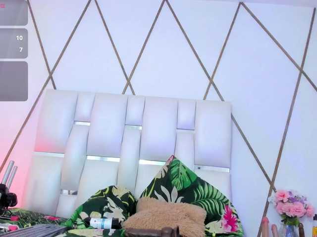 Lilicameron live cam on BongaCams