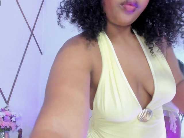 Lilicameron live cam on BongaCams