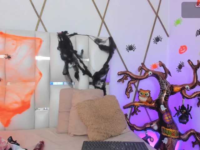 Lilicameron live cam on BongaCams