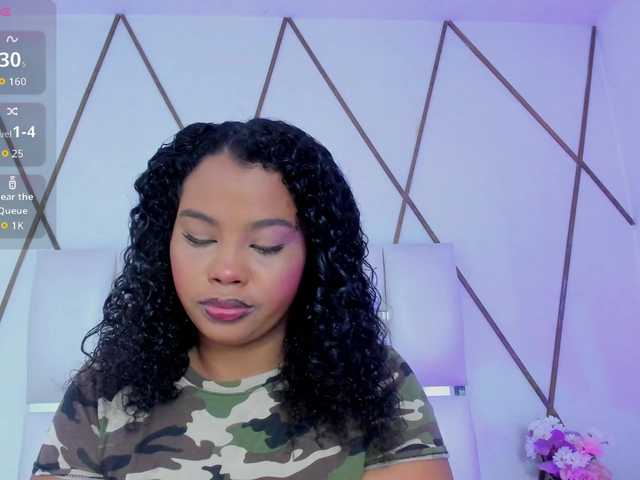 Lilicameron live cam on BongaCams