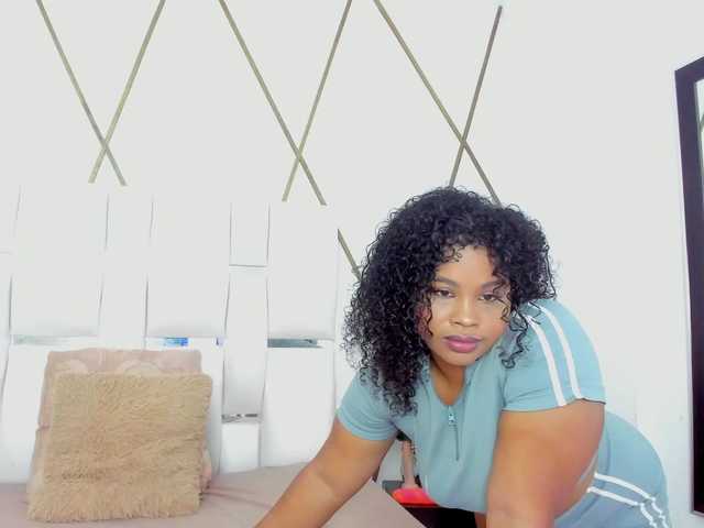 Lilicameron live cam on BongaCams