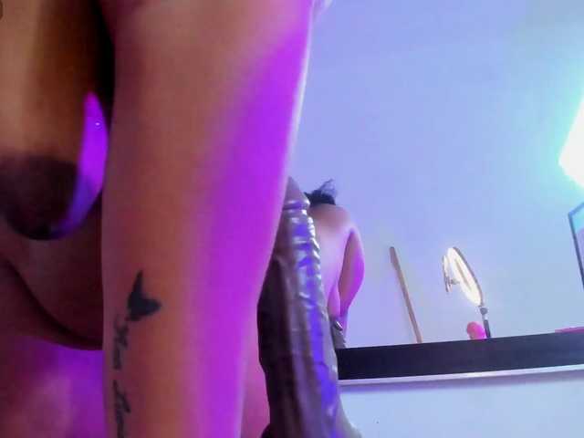 Lilicameron live cam on BongaCams