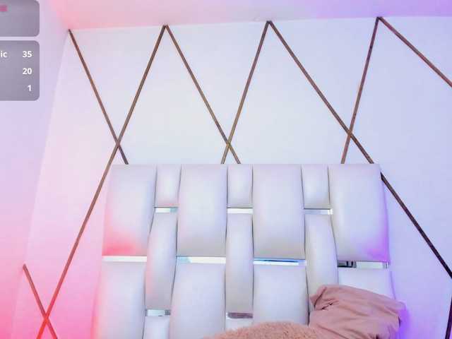 Lilicameron live cam on BongaCams