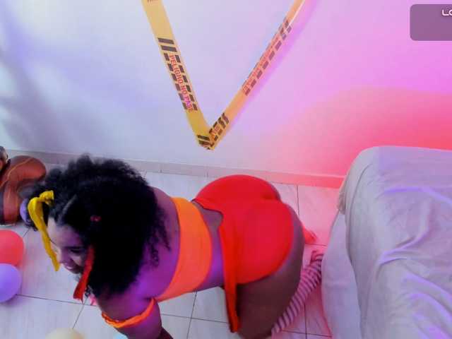 Lilicameron live cam on BongaCams