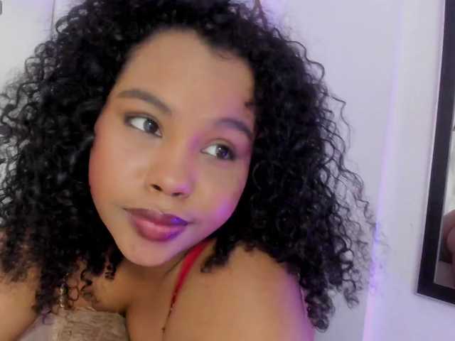Lilicameron live cam on BongaCams