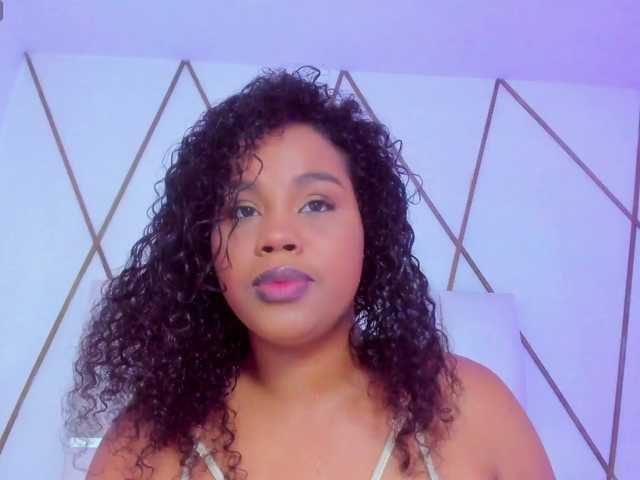 Lilicameron live cam on BongaCams
