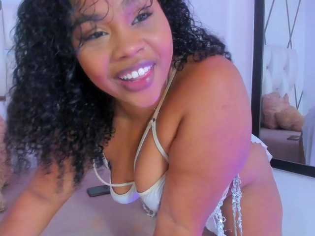 Lilicameron live cam on BongaCams