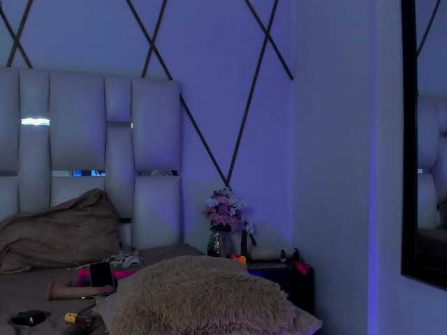 Lilicameron live cam on BongaCams