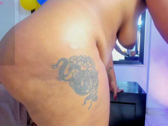 Lilicameron live cam on BongaCams