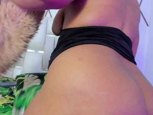Lilicameron webcam