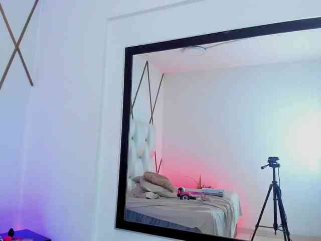 Lilicameron webcam