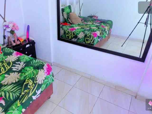 lilicameron's live room
