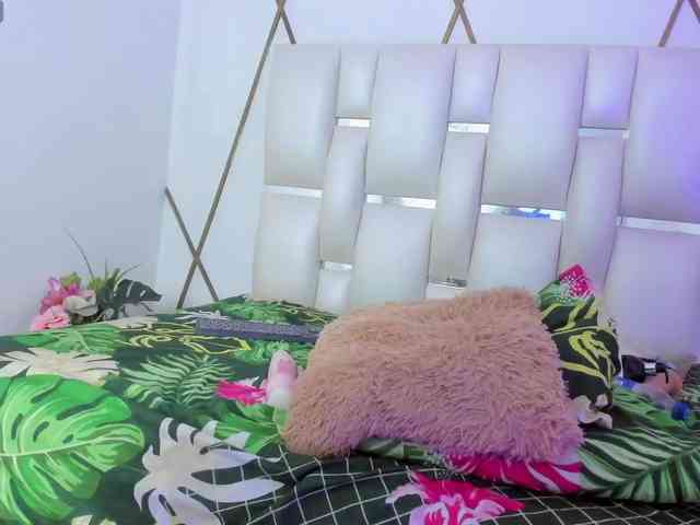 Lilicameron webcam