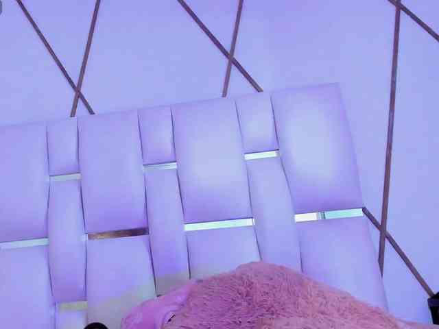 Lilicameron webcam