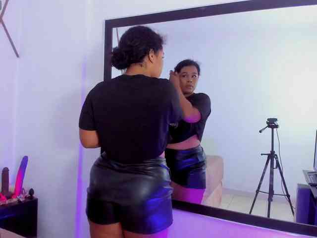 Lilicameron webcam