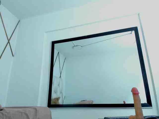 Lilicameron webcam