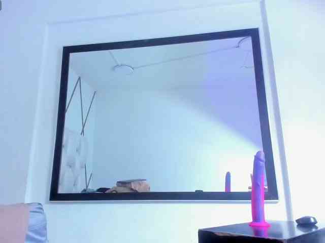Lilicameron webcam