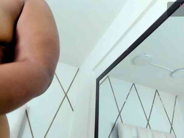 Lilicameron webcam