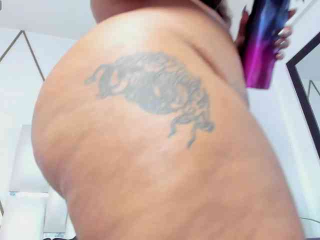 Lilicameron webcam