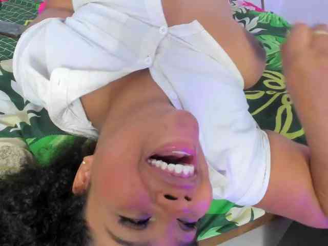 Lilicameron webcam