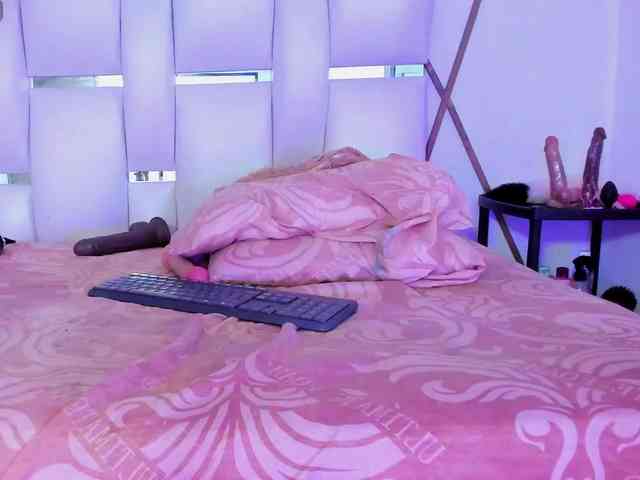 Lilicameron webcam