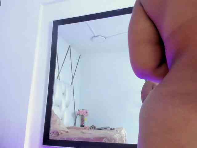 Lilicameron webcam