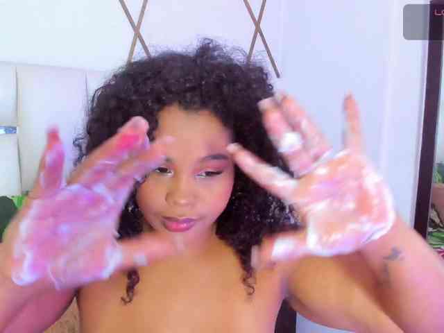 Lilicameron webcam