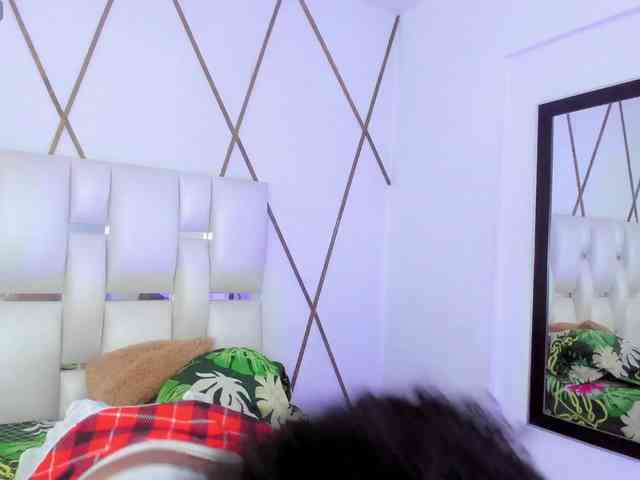 Lilicameron webcam