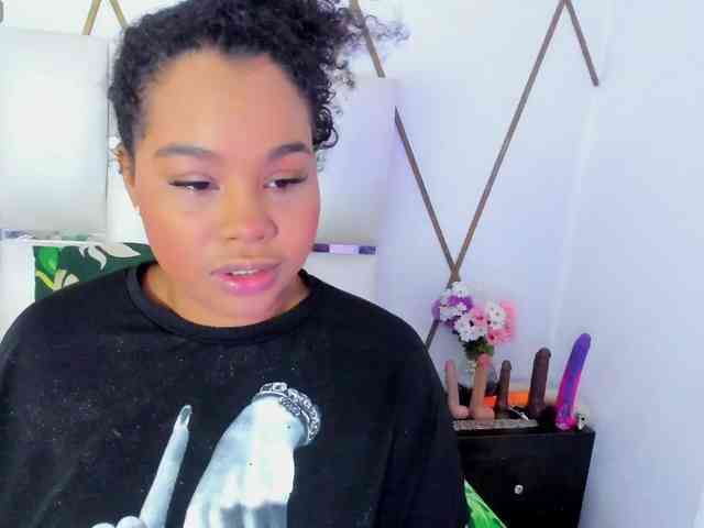Lilicameron webcam
