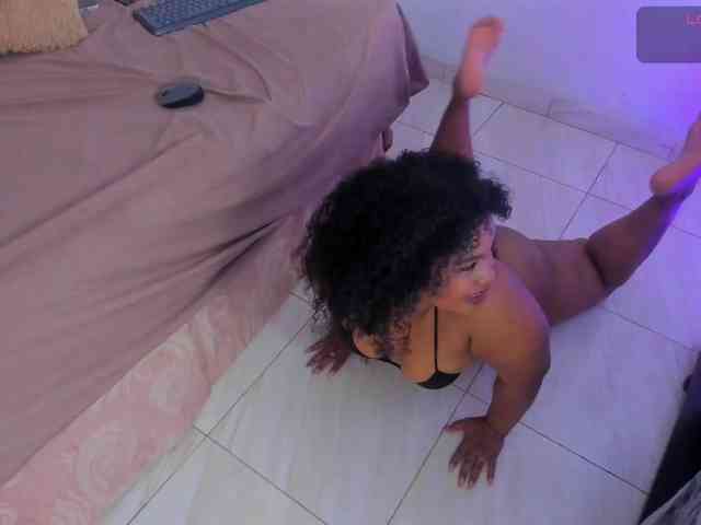 Lilicameron webcam