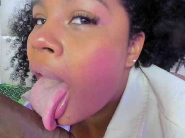 Lilicameron webcam