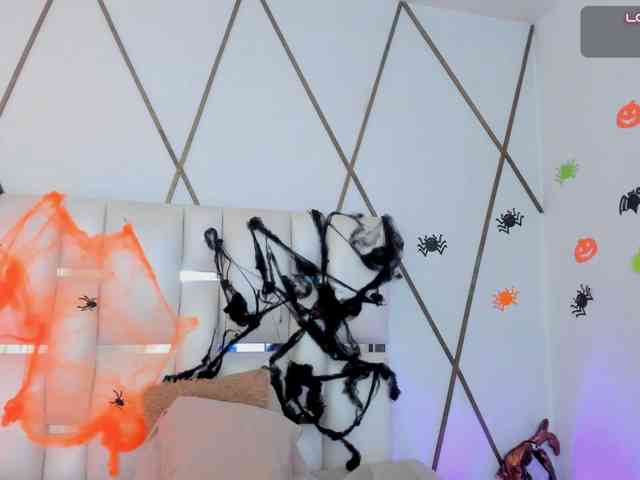 Lilicameron's cam show statistics and live stream