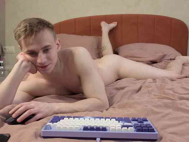 Holidayboys Sex Cam Show