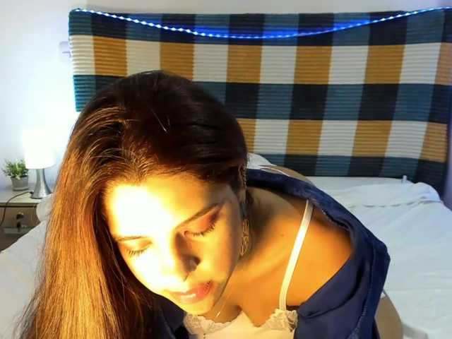 kisszafira live cam on BongaCams