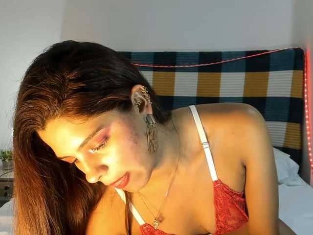 kisszafira's BongaCams show and profile