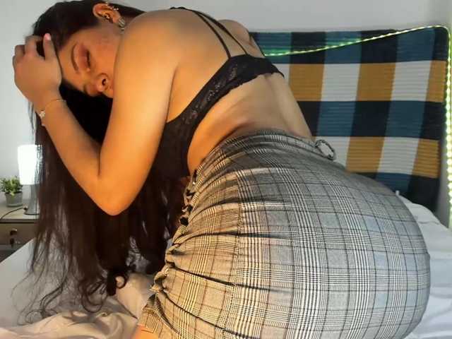 kisszafira live webcam show