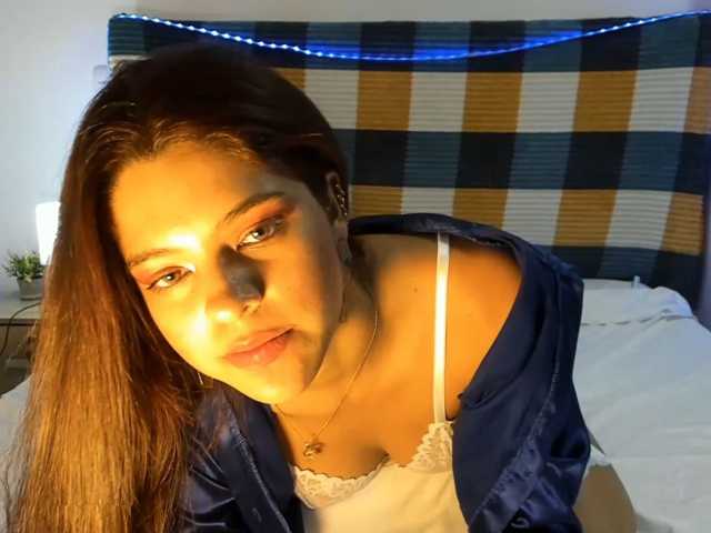 kisszafira live cam on BongaCams