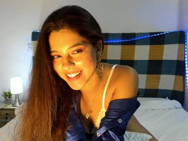 kisszafira live cam on BongaCams