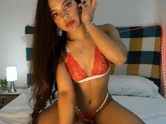 kisszafira live cam on BongaCams