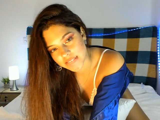 kisszafira live cam on BongaCams