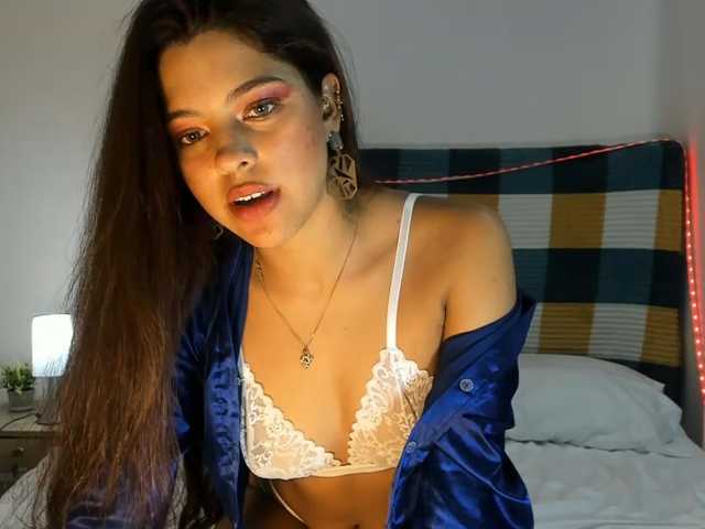 kisszafira live cam on BongaCams