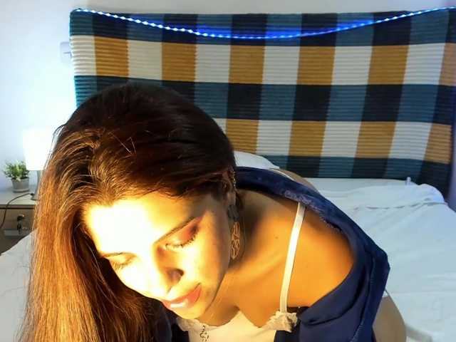 kisszafira live cam on BongaCams